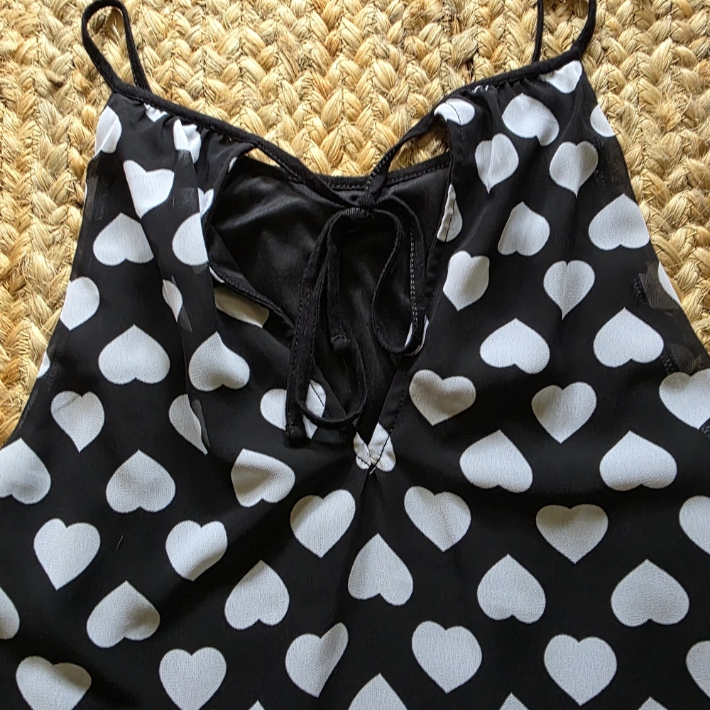 Express | Black and White Hearts Halter Tank Sm - Picture 4 of 11
